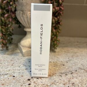Rodan + Fields Hydration Serum in White Packaging